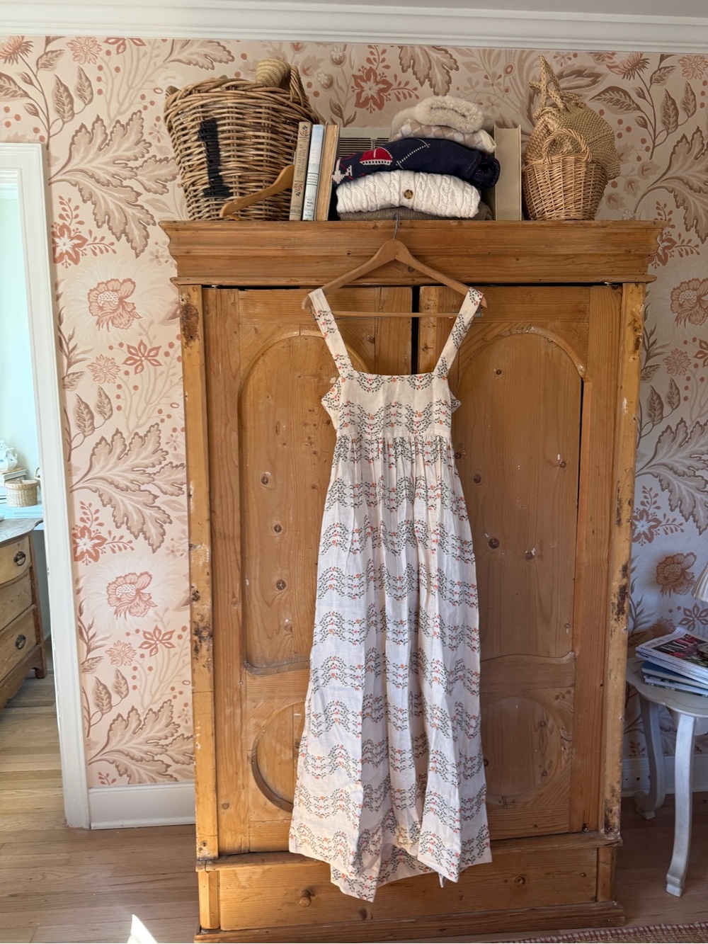 Beatrice Dress in Floral Trellis
